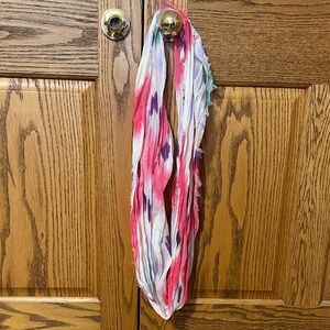 American Eagle Outfitters Pink and White Scarf